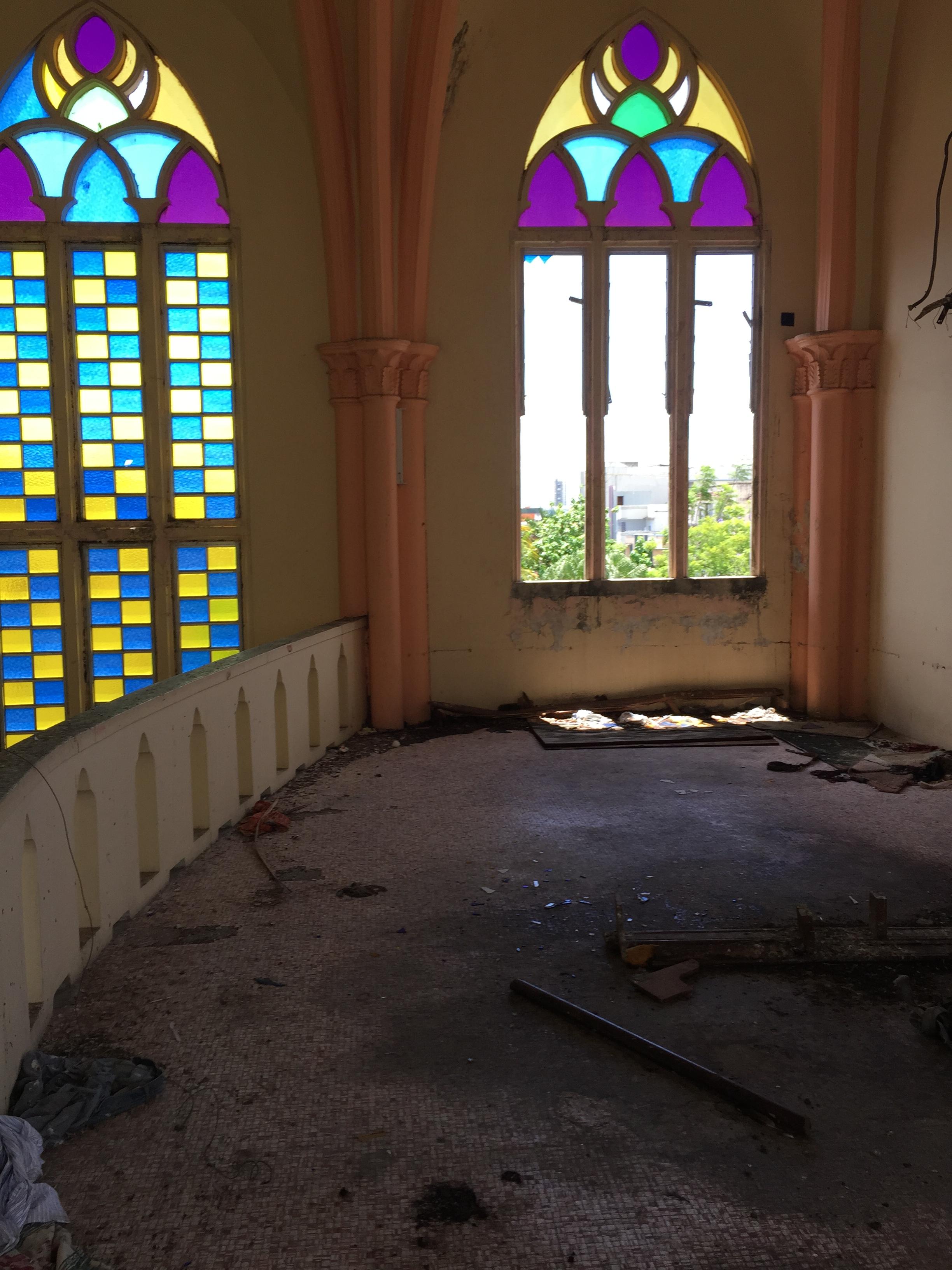 Colegio La Milagrosa - Capilla - San Juan (Río Piedras) - 2015 00003